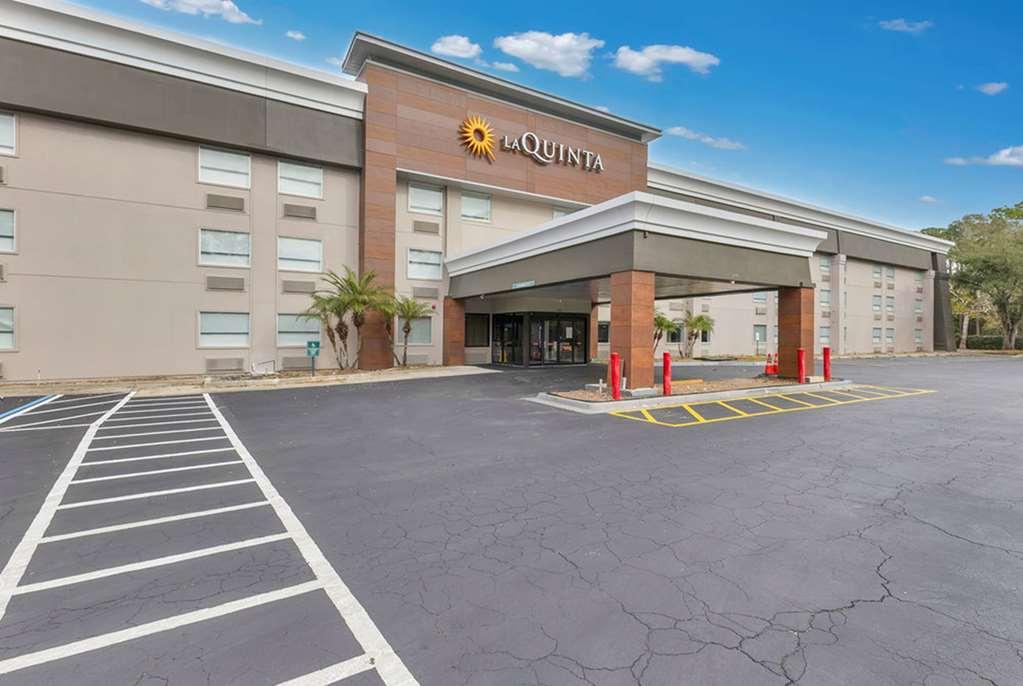 La Quinta Inn & Suites By Wyndham Jacksonville Mandarin Buitenkant foto