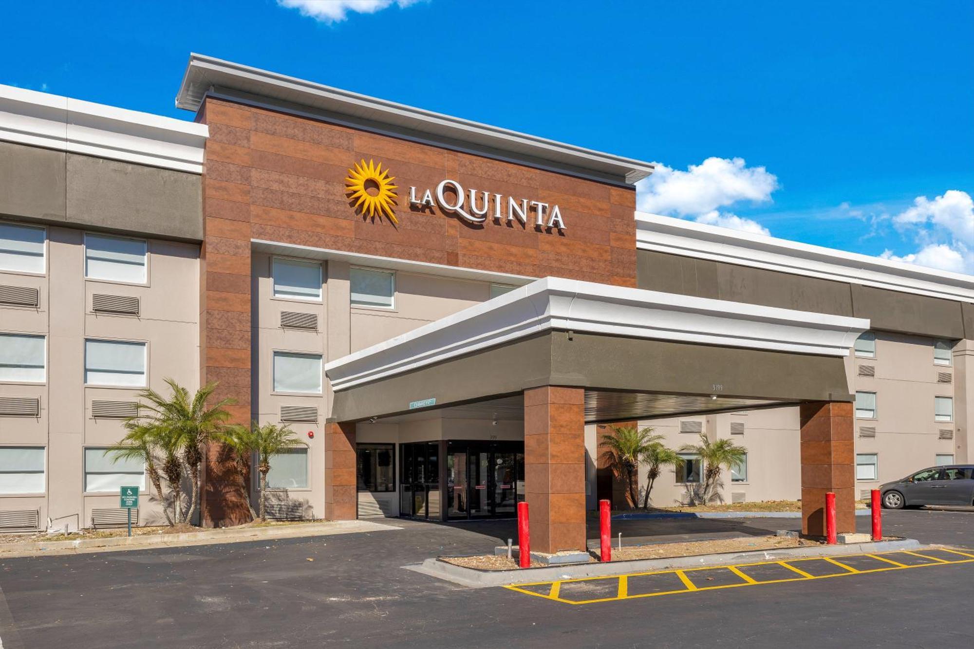 La Quinta Inn & Suites By Wyndham Jacksonville Mandarin Buitenkant foto