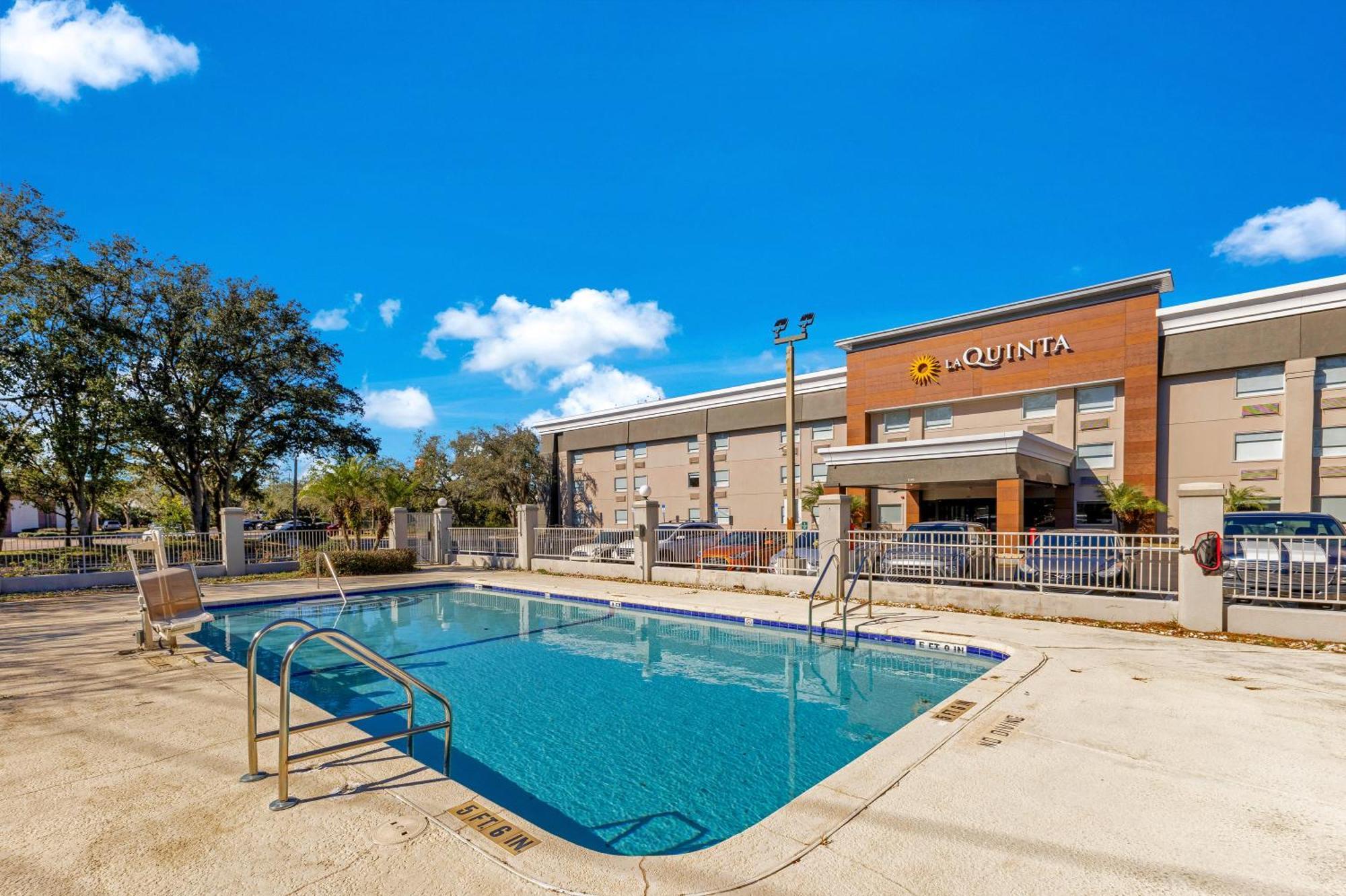 La Quinta Inn & Suites By Wyndham Jacksonville Mandarin Buitenkant foto
