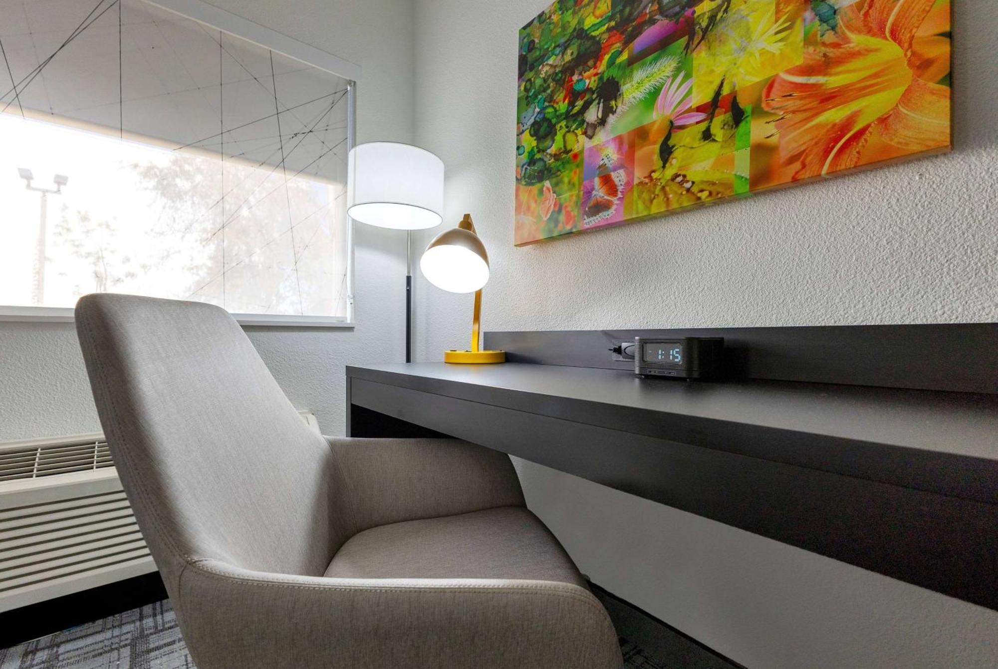 La Quinta Inn & Suites By Wyndham Jacksonville Mandarin Buitenkant foto